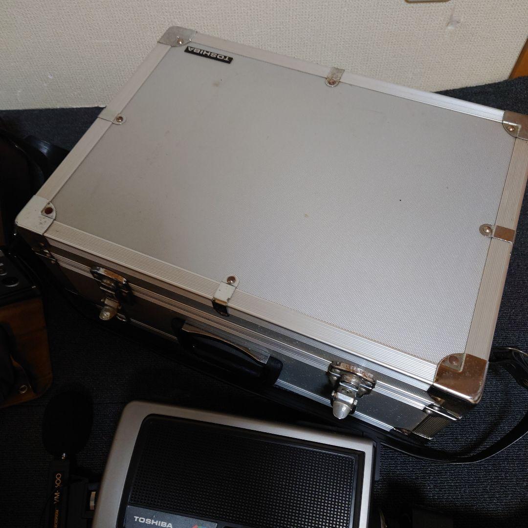 TOSHIBA 東芝 ビデオカメラ・マイク・三脚セット