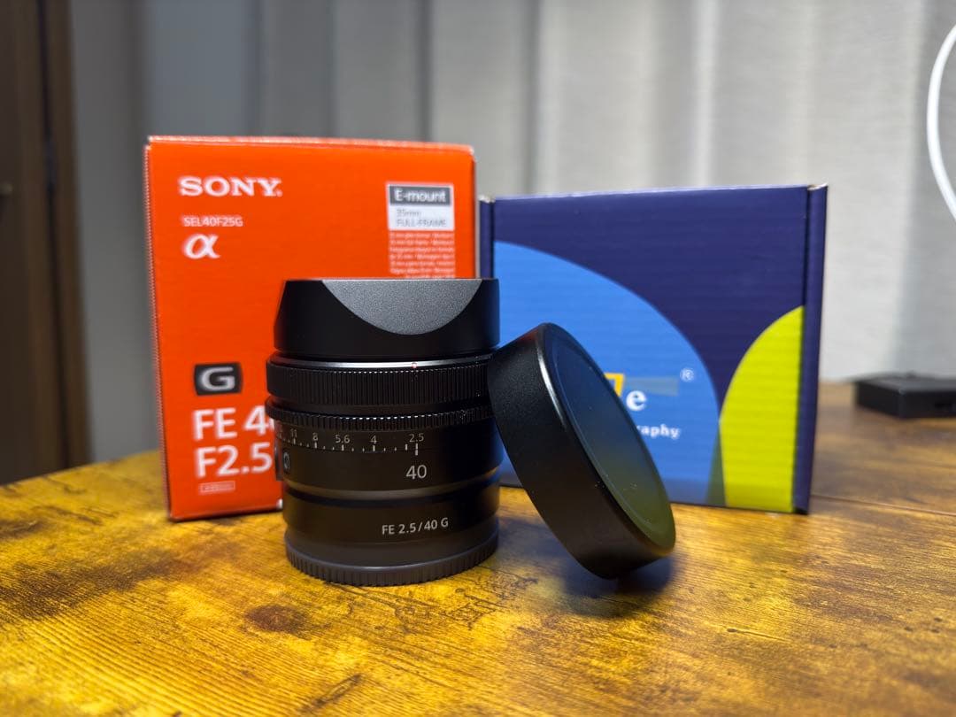 美品 _SONY FE 40mm F2.5 G haogフード&保護フィルター付
