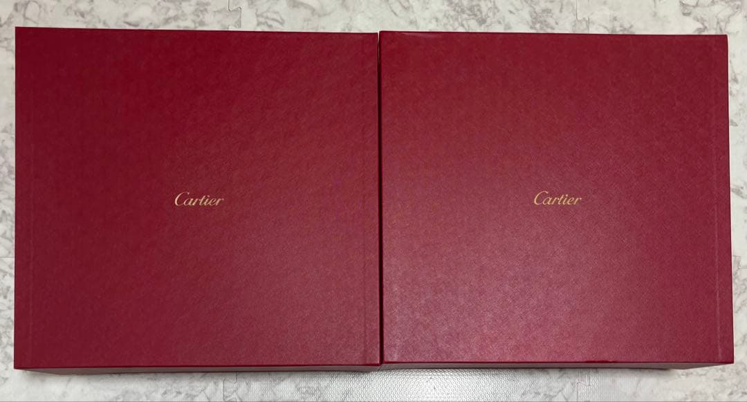 【未使用・箱付き】Cartier クッション 2個セット