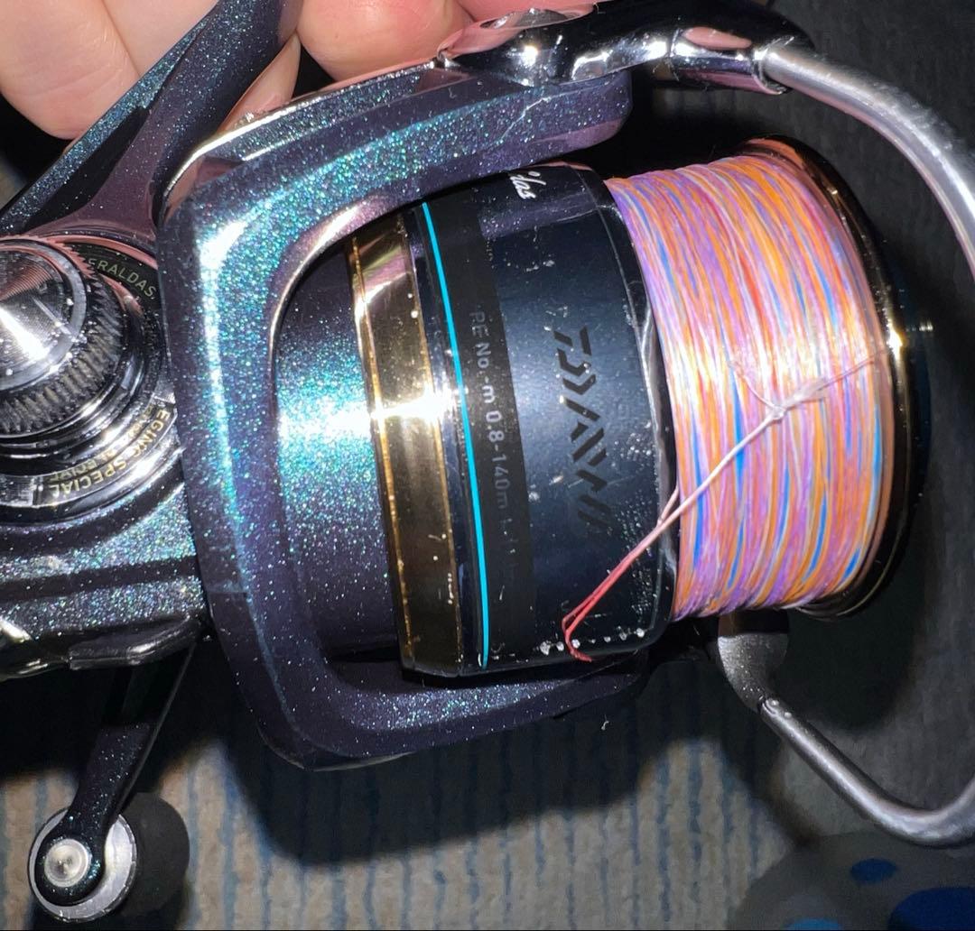 エメラルダス　DAIWA スピニングリール INF2506