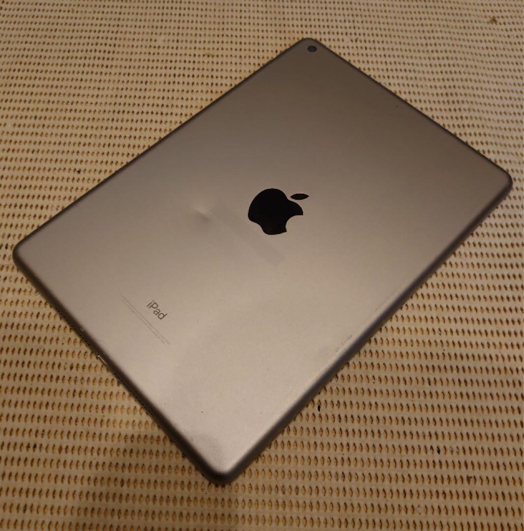 完動品iPad第6世代(A1893)本体128GBグレイ送料込TJF8M