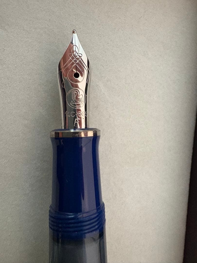 Pelikan M405 万年筆 ダークブルー F（ロジウムプレート14金）
