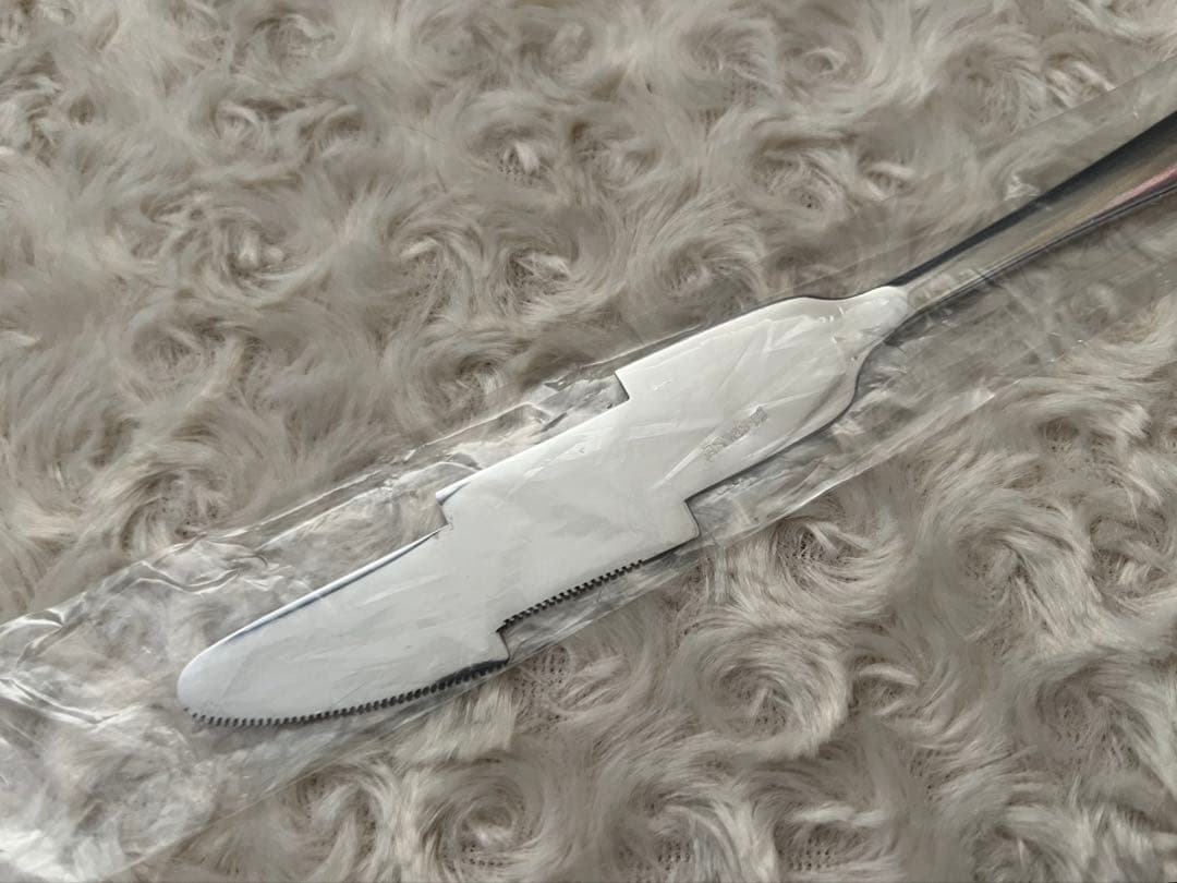 グラフィックデザイナー福田繁雄　カトラリー　福田繁雄デザインナイフ〈だんだん〉