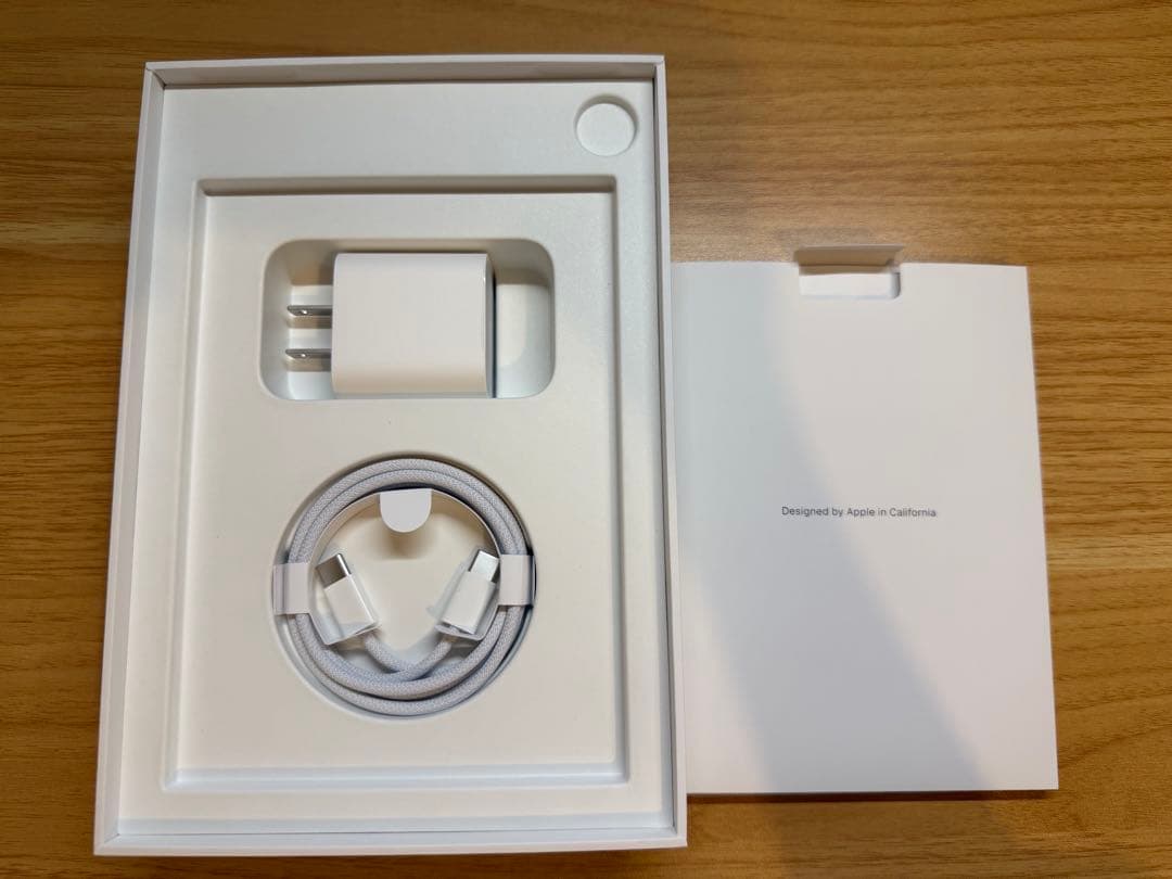 【超美品】iPad mini 第7世代(A17pro) 256GB スターライト