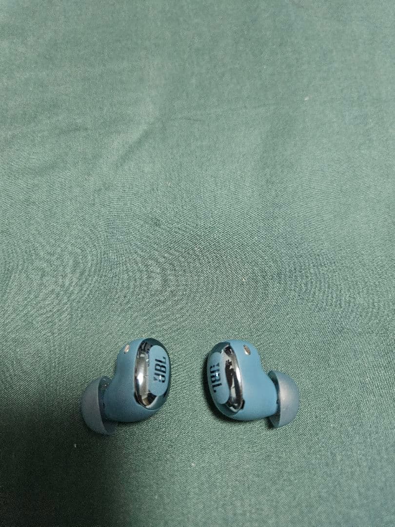 イヤホン JBL LIVE BUDS 3