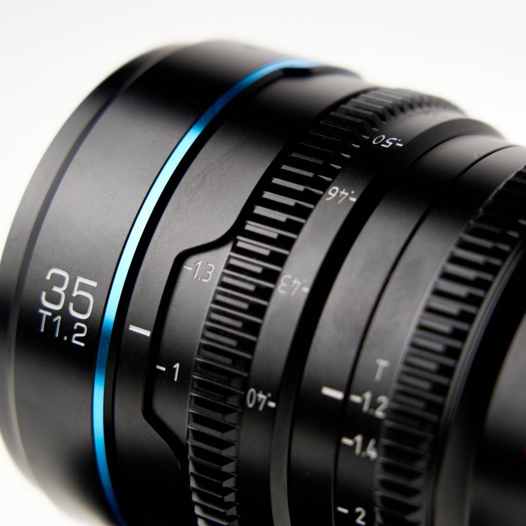 SIRUI Night Walker 35mm T1.2 S35 Eマウント