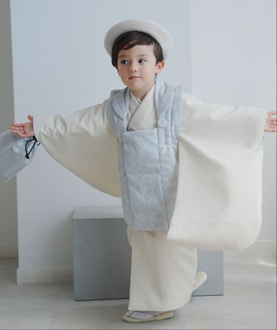 七五三　3歳 被布コート グレー　男の子 utatane お正月　正月　初詣