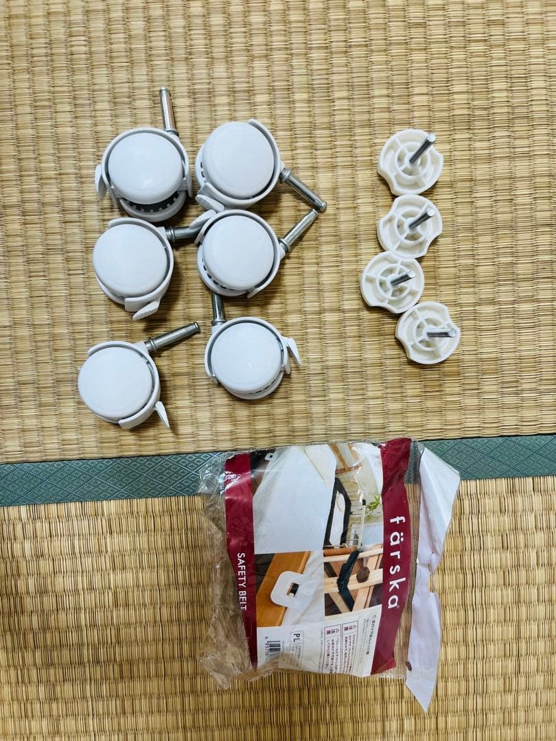 【8月まで】farskaファルスカミニジョイントベッド　未使用セーフティベルト付