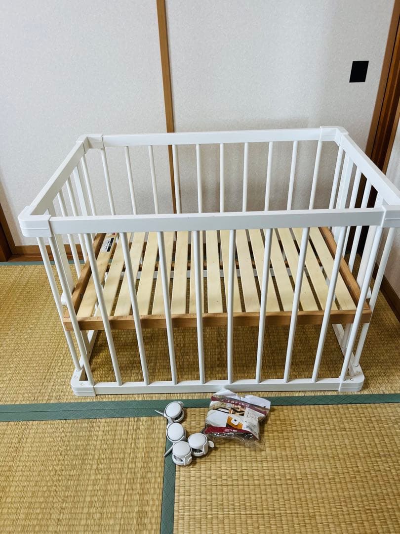 【8月まで】farskaファルスカミニジョイントベッド　未使用セーフティベルト付