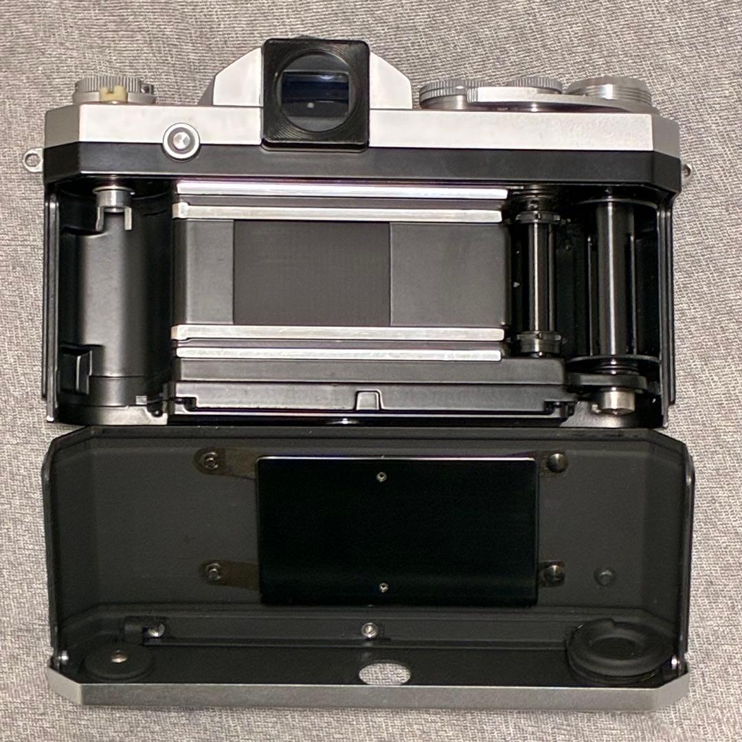 Nikon F 中期 ボディ + Auto Nikkor 28mm F3.5