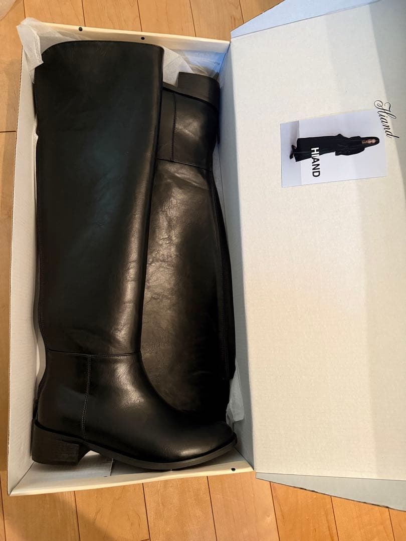 HIAND ブラック　Round-top Knee-High Boots