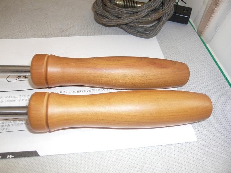 美品　タキイ和裁電化鏝　和裁こて　和裁コテ　タキイマーク入り鏝２本付き