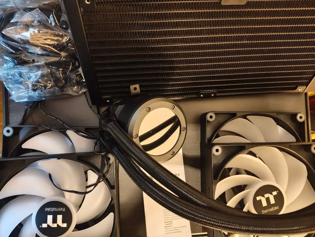 TH280 V2 ARGB Sync AIO リバースファンセット