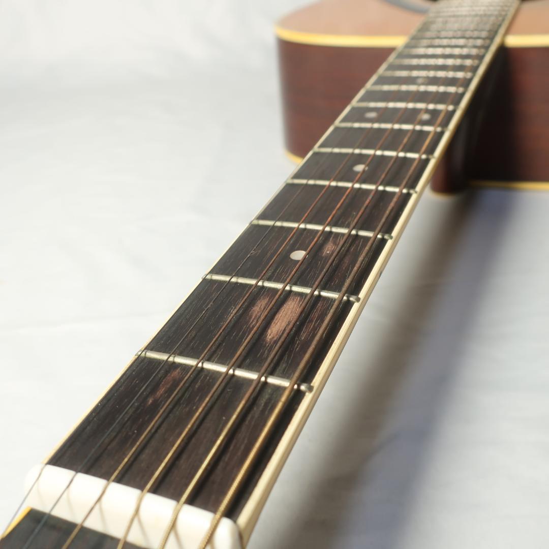 YAMAHA FG-725 アコースティックギター ハードケース付