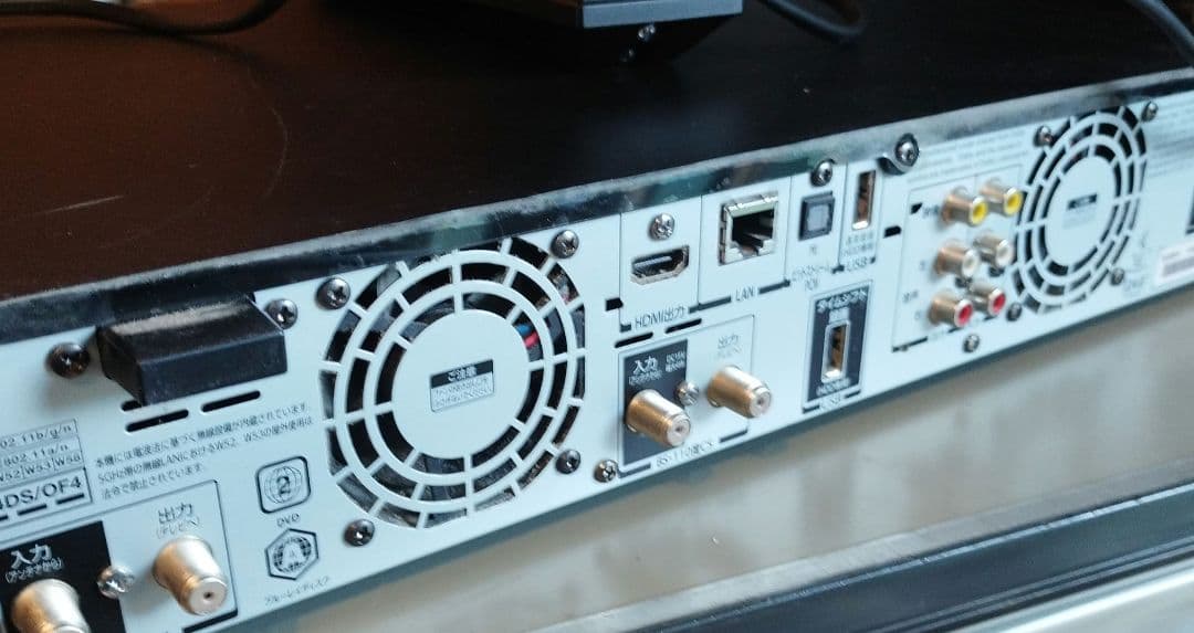 TOSHIBA　REGZA　DBR-M490