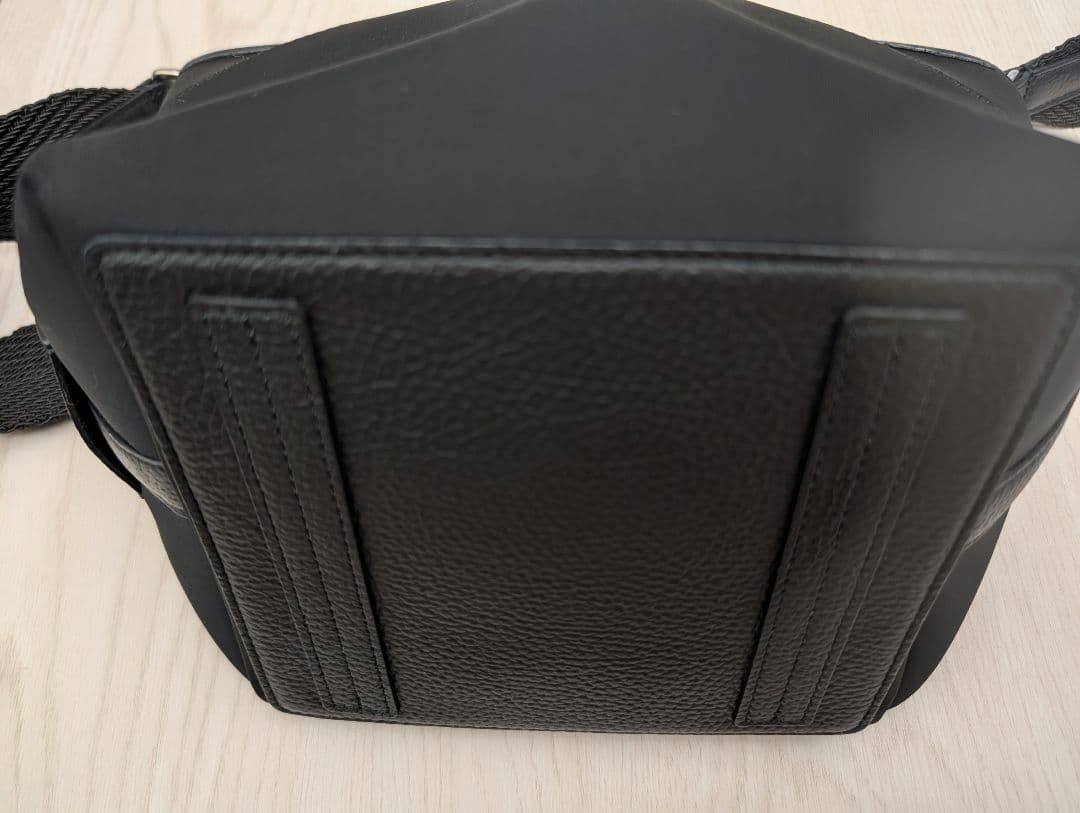 ADMJ ブラックショルダーバッグ