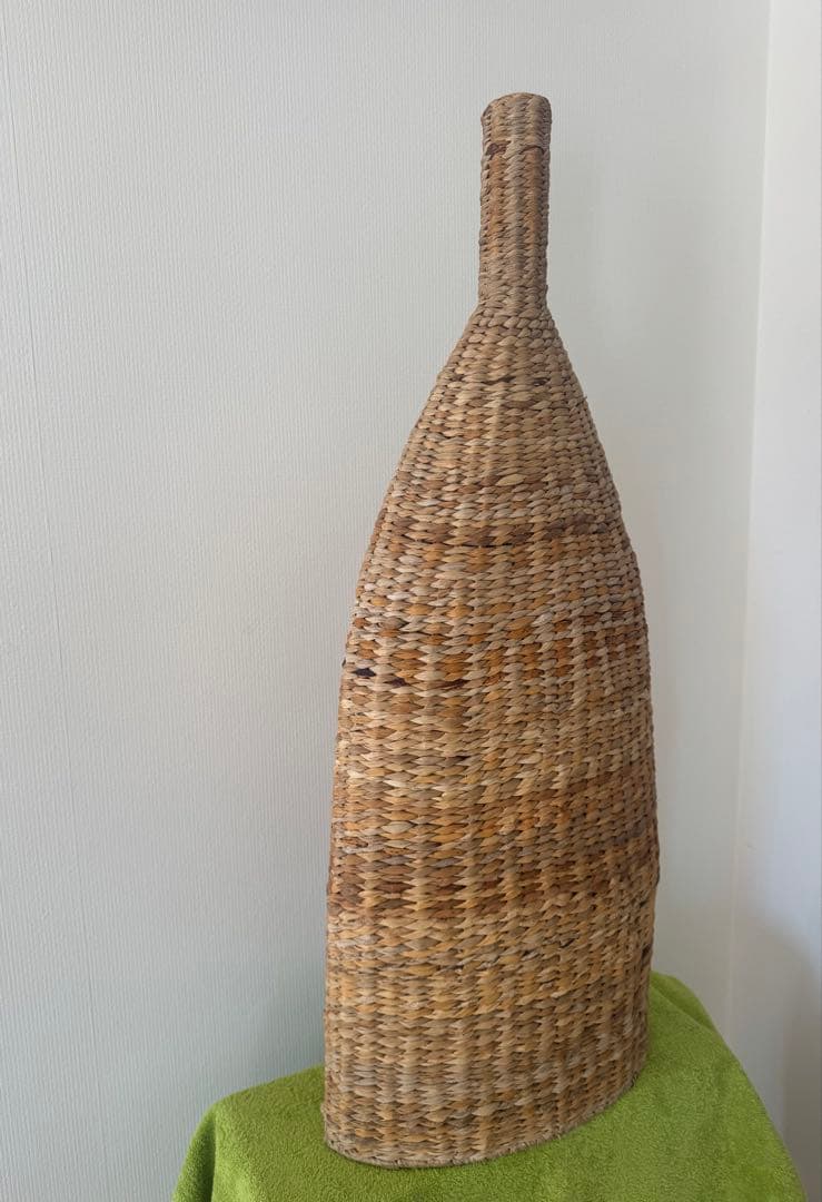 花器　フラワースタンド　フロアスタンド 　天然素材 円錐形 ナチュラルブラウン