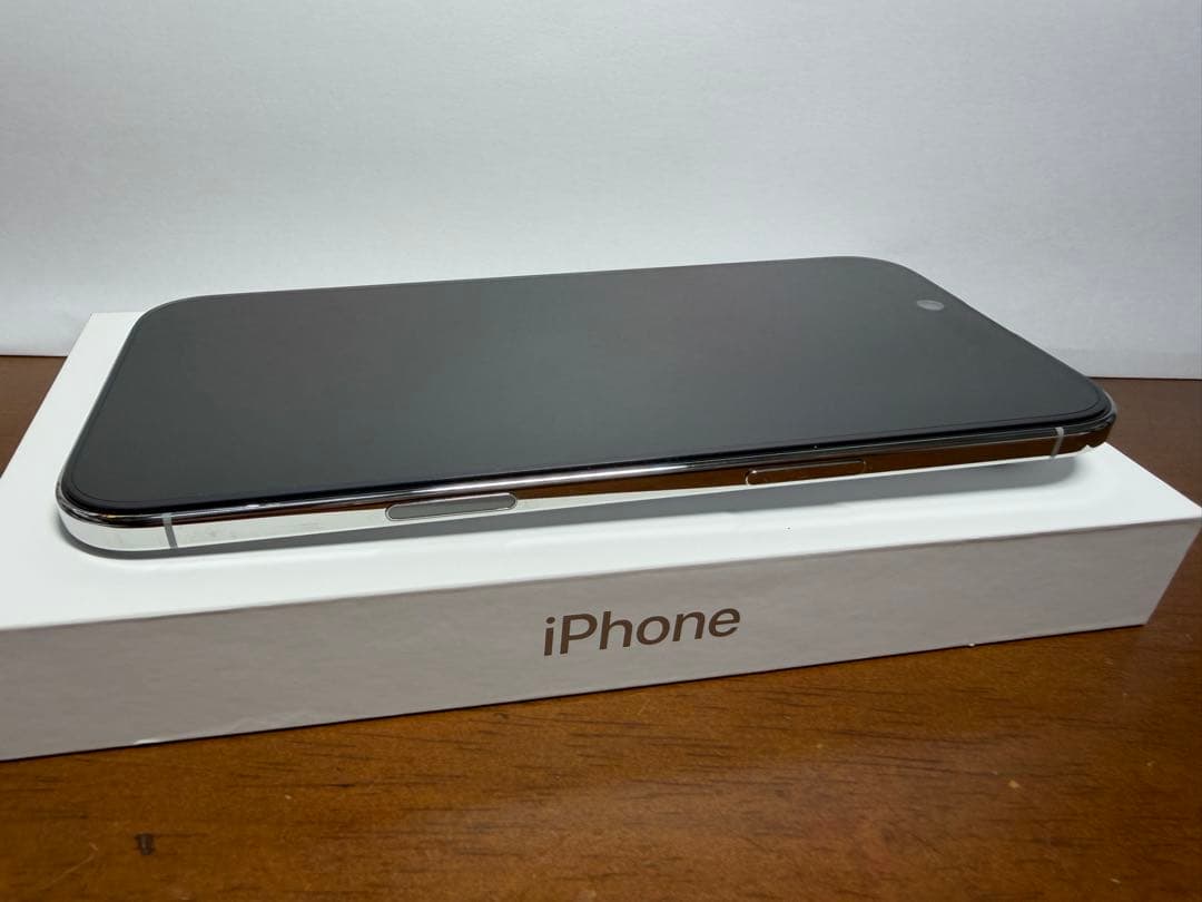 iPhone Airクラウドホワイト　AppleCare付き！