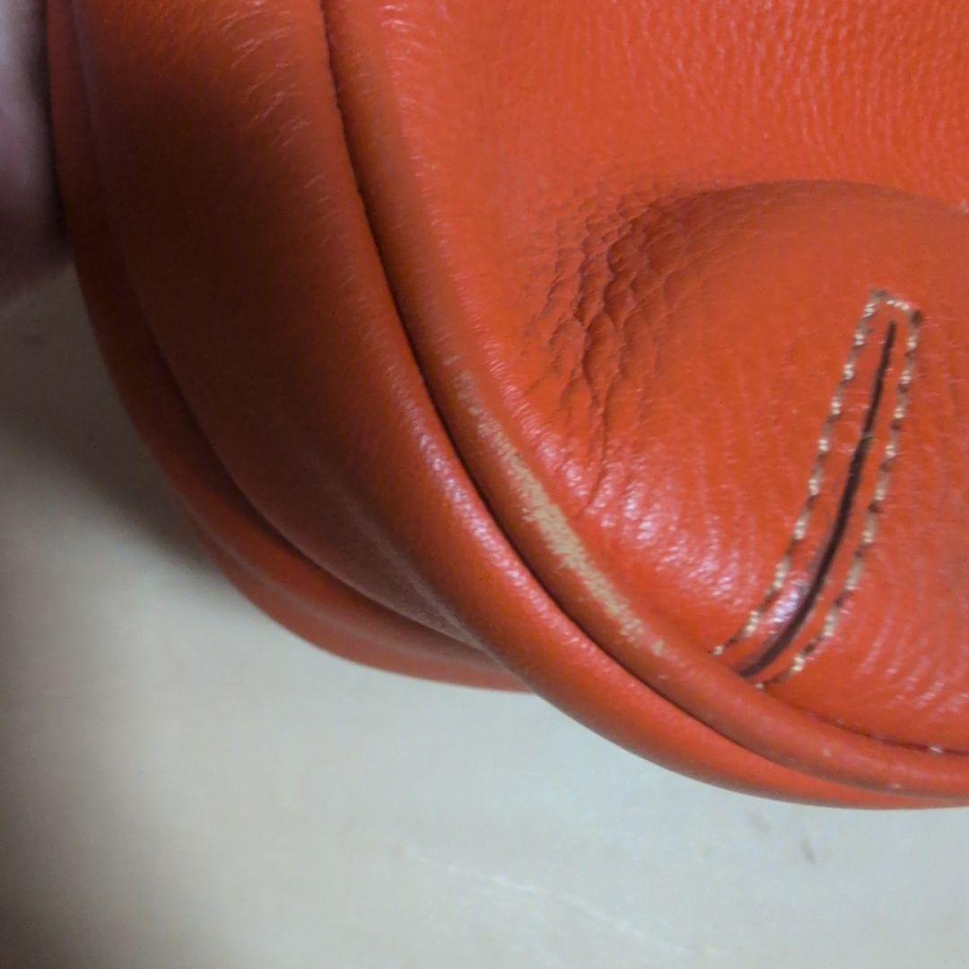 土屋鞄　牛革ショルダーバッグ 「フォンダ」シリーズ