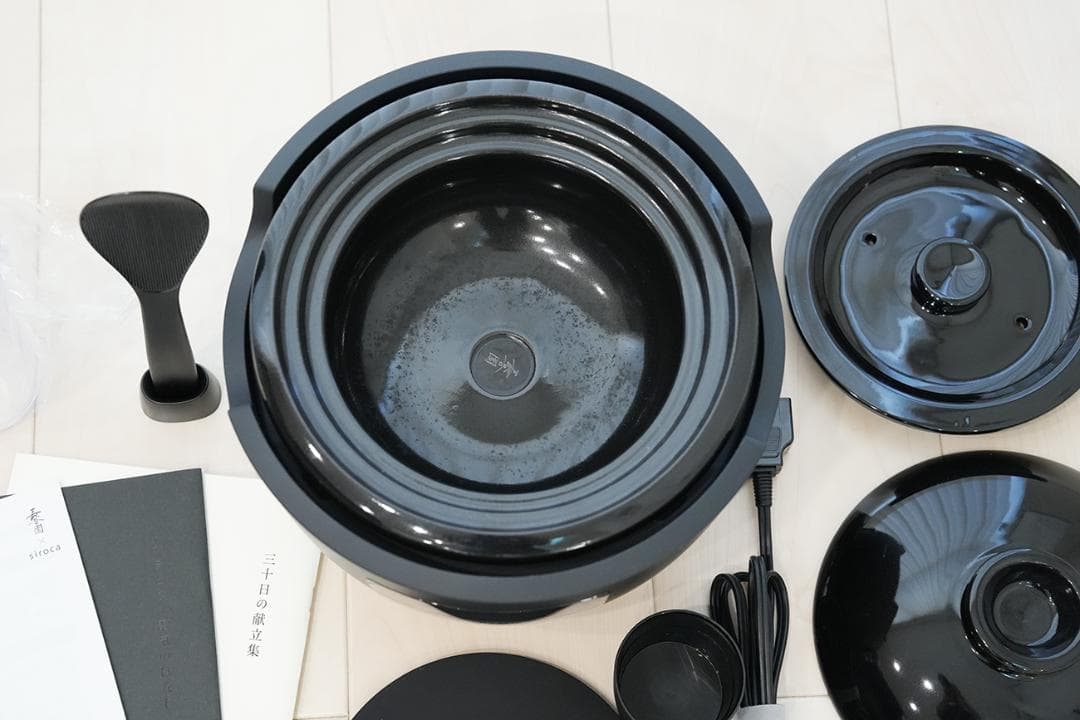 【使用２回、美品】2023年製 シロカ 長谷園 かまどさん電気 土鍋