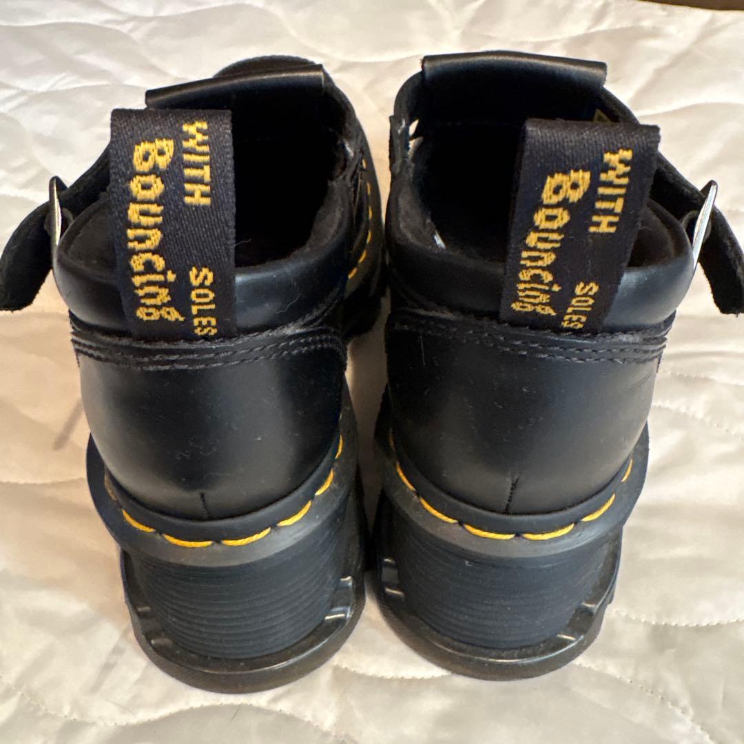 Dr. Martens 厚底ブラックタッセルローファー★