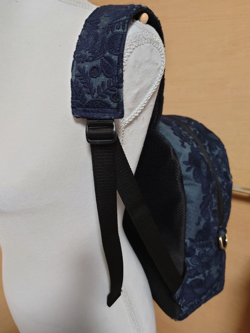 smile flower charcoal ミナペルホネン　リュック