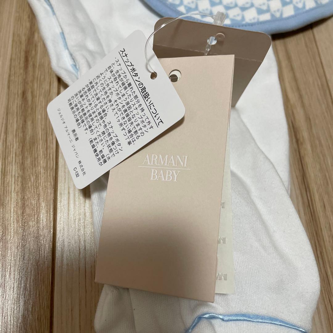 アルマーニ　ベビーロンパース