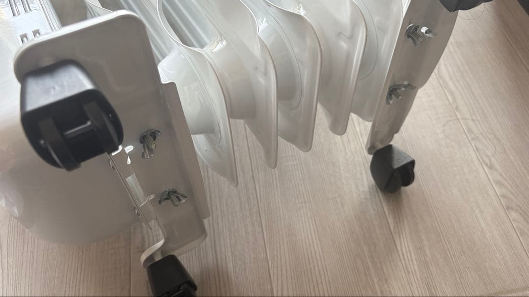 アイリスオーヤマ ヒーター オイルヒーター ウェーブ型 1200W 8畳