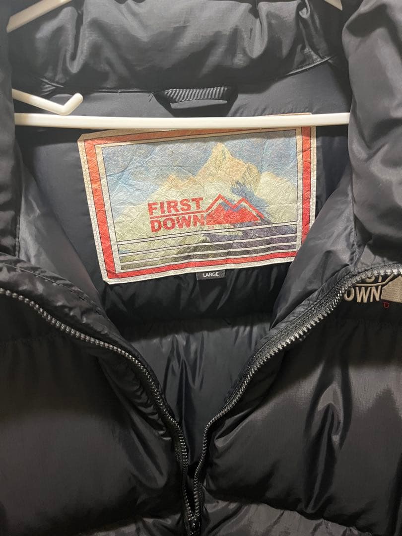 FIRST DOWN ブラック ダウンジャケット Lサイズ