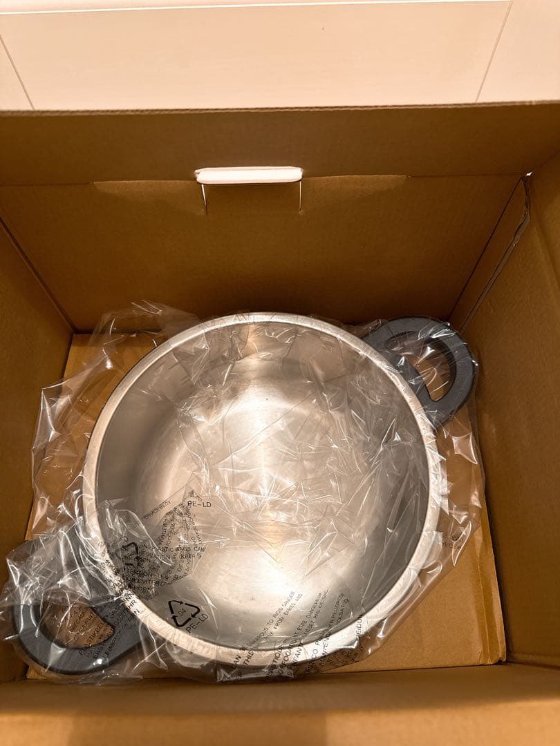 【新品未使用】アイリスオーヤマ KITCHEN CHEF かんたん開閉圧力鍋