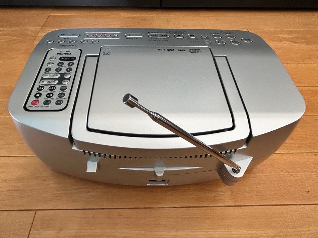 TY-CDX91　TOSHIBA　2023年製　SD/USB/CDラジカセ