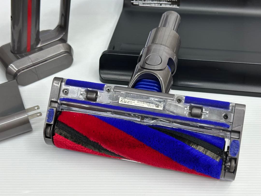 2023年製　ダイソン掃除機　SV21 本体　ヘッド　パイプ　スタンドセット