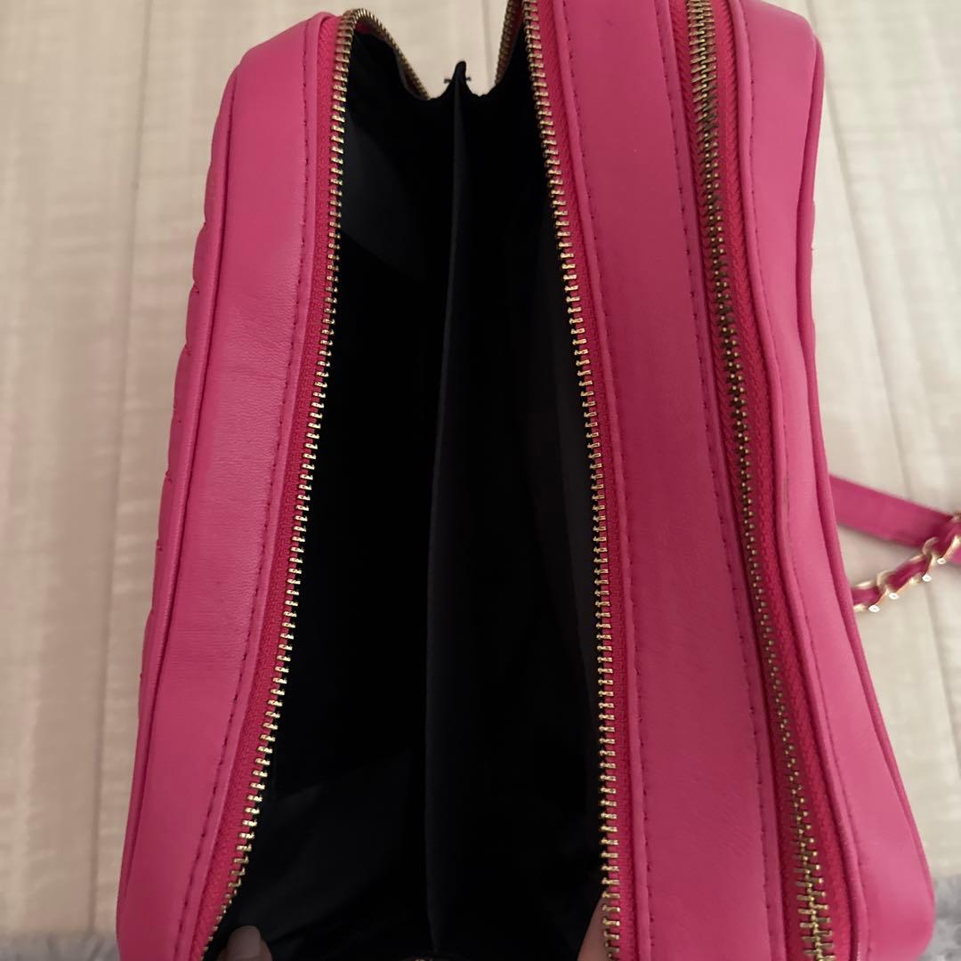 CCマーク　ピンクバック　ショルダー　ボディクロス