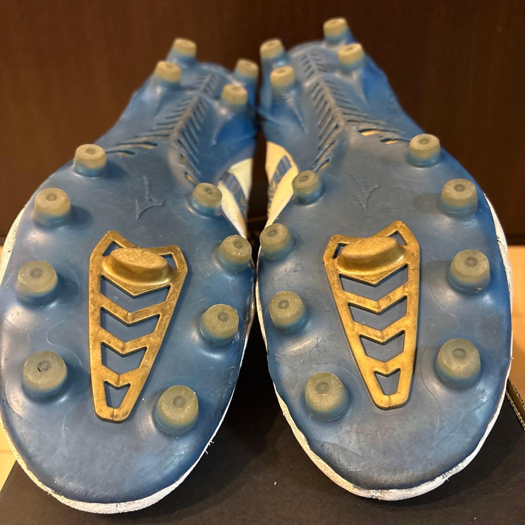 Mizunoモレリアネオ4 限定カラー