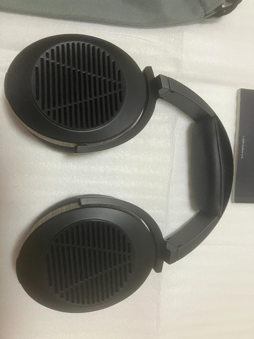 ジャンク　AUDEZE EL8 Black Open 有線ヘッドホン 収納袋付き
