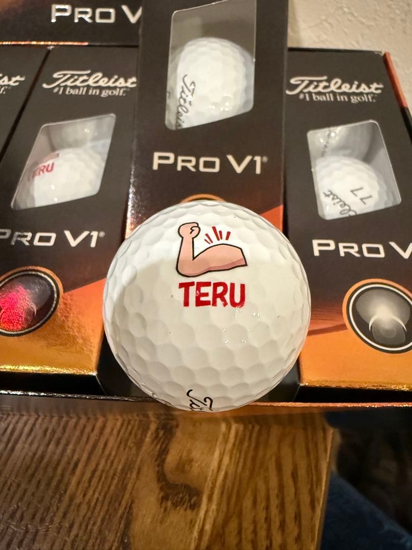 Titleist Pro V1 ゴルフボール 8個セット
