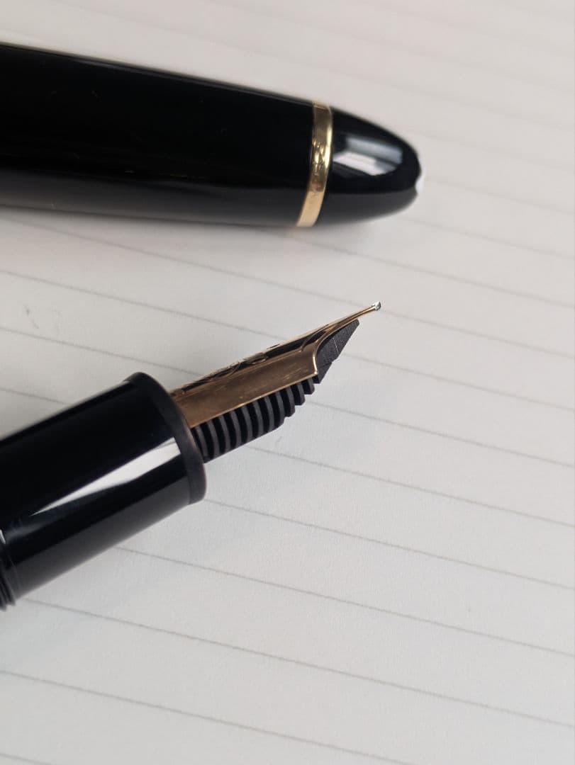 モンブラン　マイスターシュテュック146　全金　14金　極細　EF