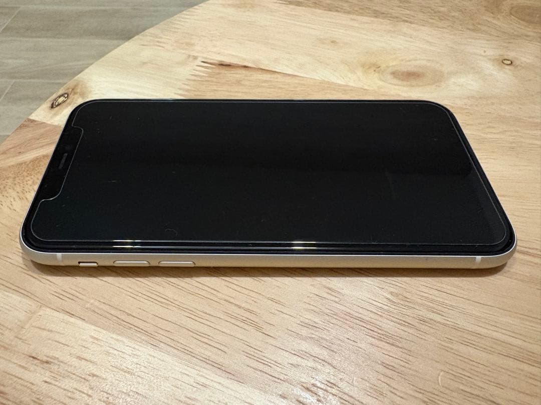 iPhone 11 128GB SIMフリー ホワイト 白