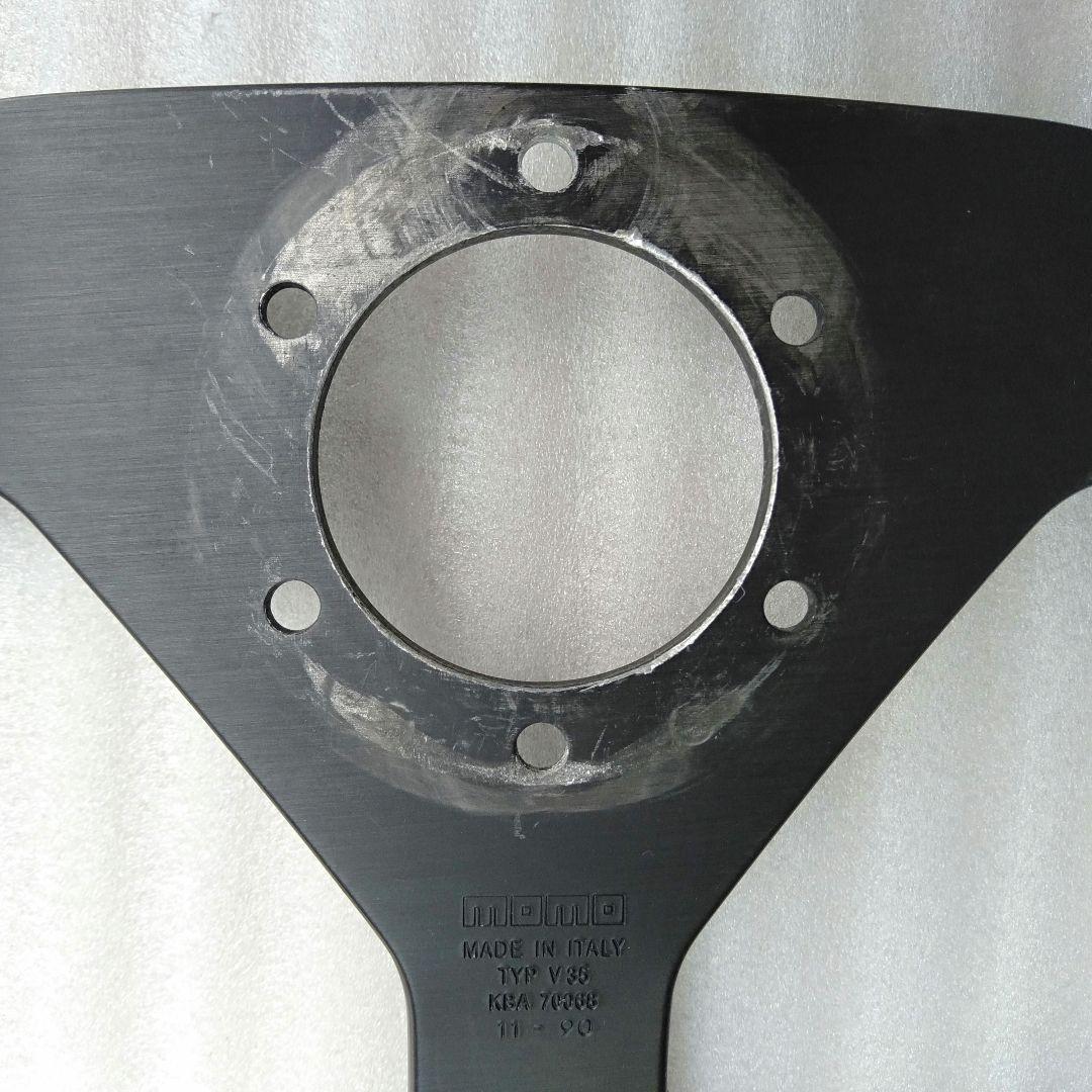 momoステアリング V35 KBA70068（ハンドル）