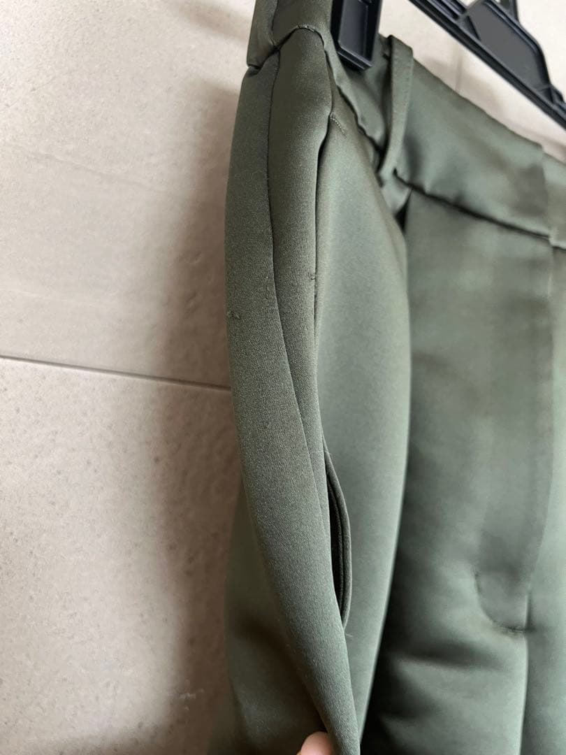 heve サテンフレアガウチョパンツ オリーブ 38 ヘイヴ