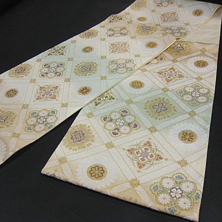 期間限定大幅値下げ！西陣織唐織六通柄袋帯　つづれ唐織【綿芯仕立付】丸勇謹製　②