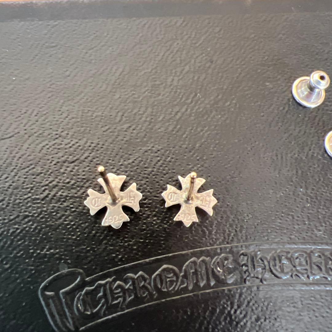 クロムハーツ CHプラススタッドピアスwithダイヤモンド　両耳