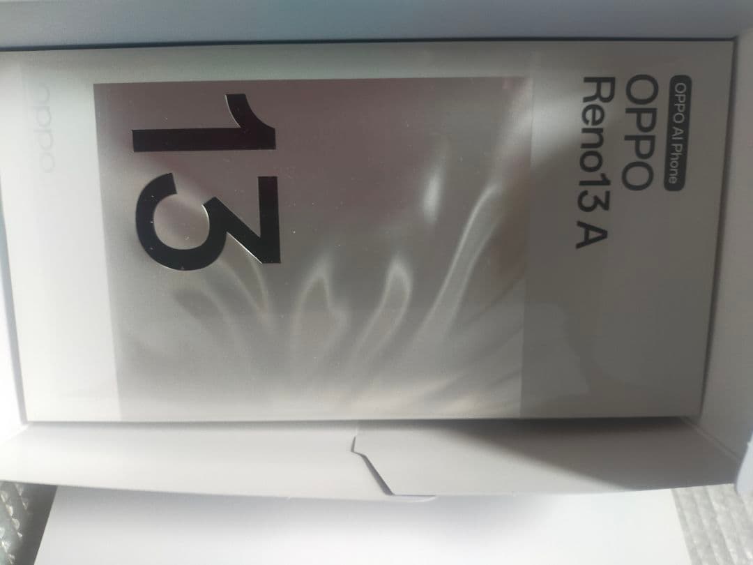 OPPO Reno13 A 本体 ケース付