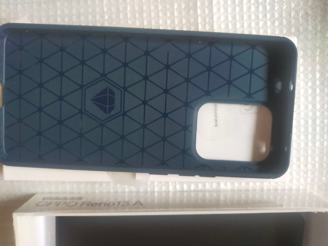 OPPO Reno13 A 本体 ケース付