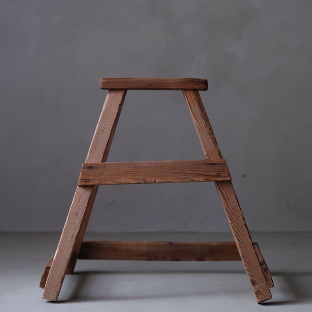 杉材 古いスツール B　椅子 チェア 展示台 花台 古家具 古民具 古道具 骨董