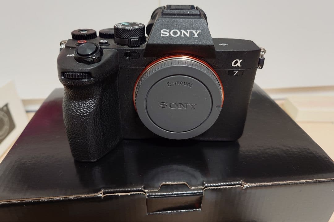SONY α7Ⅳ ILCE-7M4ミラーレスカメラ　箱・バッテリー付き