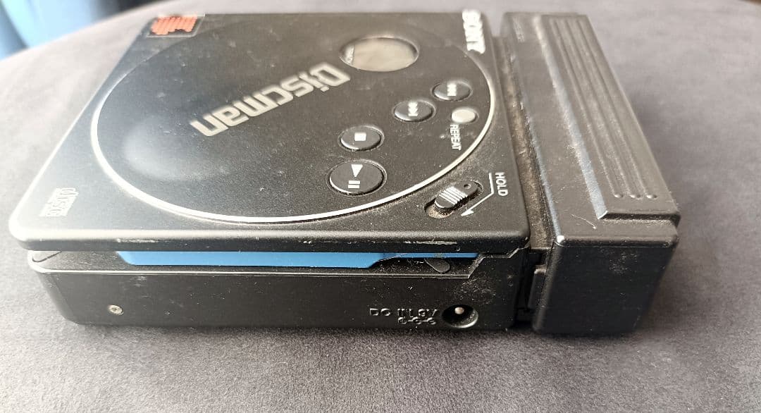 SONY D-88 ポータブルCDプレーヤー