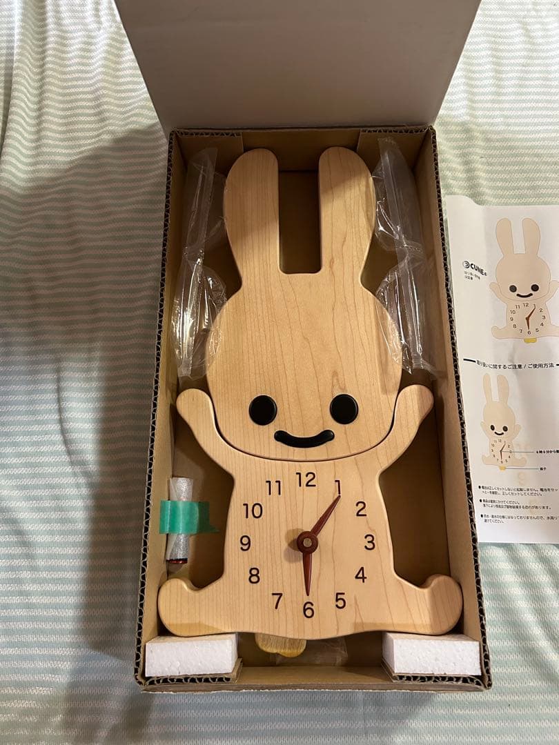 新品！ 希少　レア　CUNE 6時6分　掛け時計風　インテリア　飾り　ウサギ
