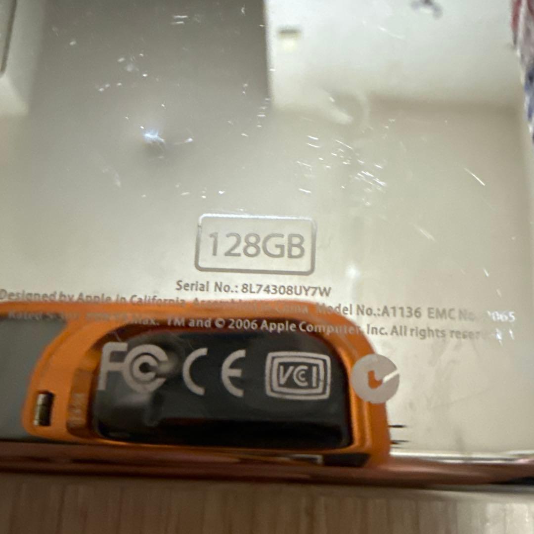Apple iPod classic 128GB A1136 動作確認済み