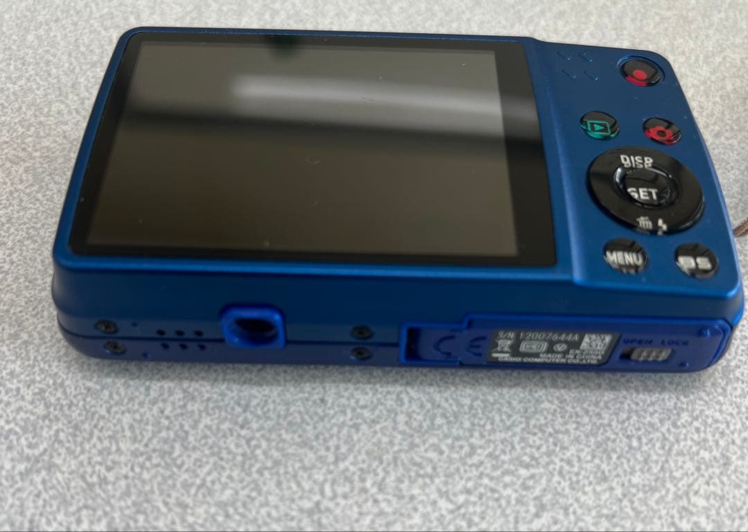 CASIO EXILIM EX-Z550 デジタルカメラ　コンデジ